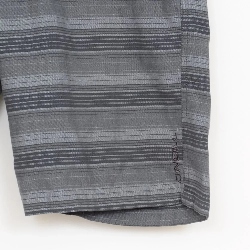 O'Neill Men's Dark Grey Stripe Board Shorts Pockets Size 32